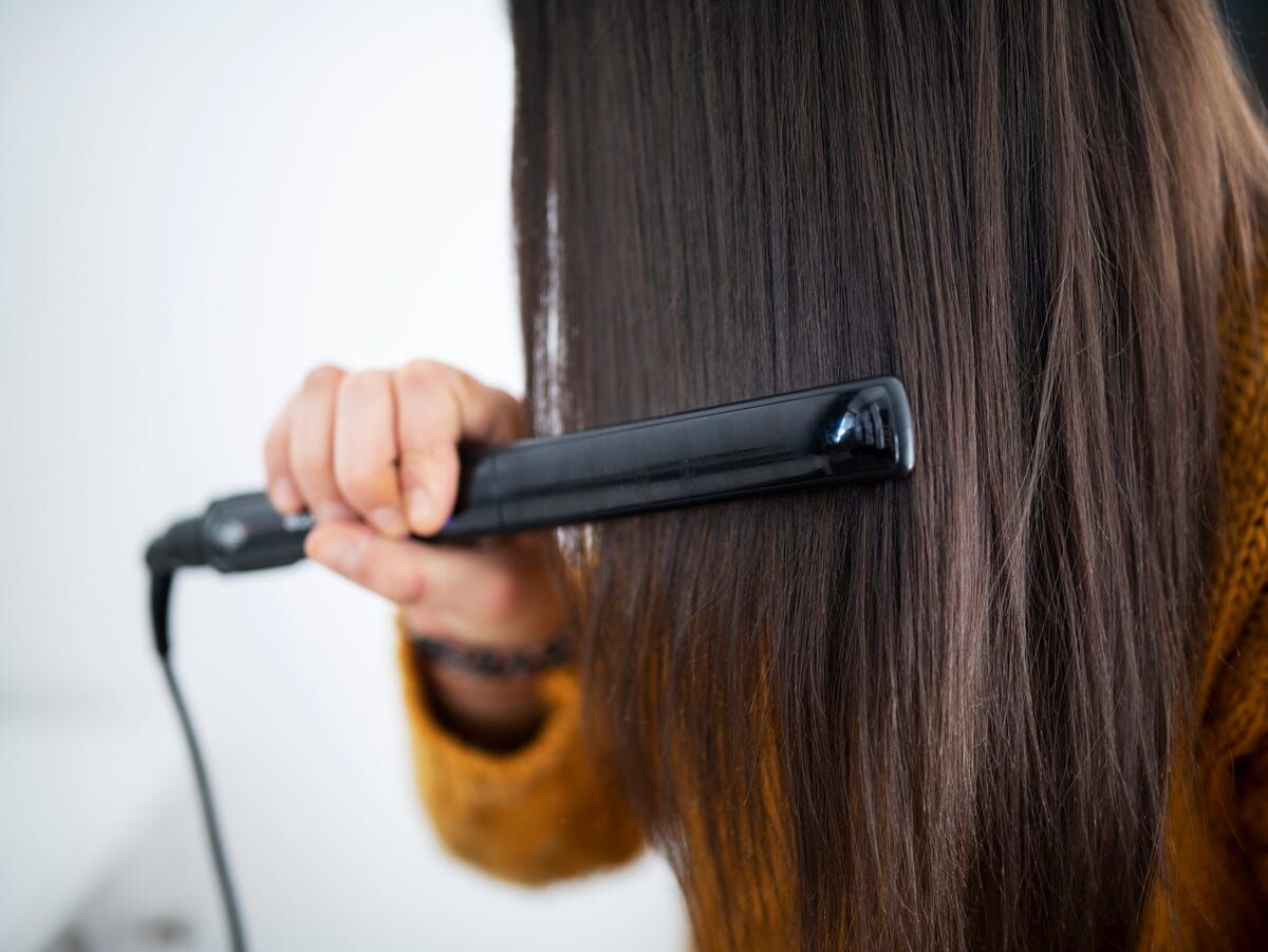 知らないと損する！正しいヘアアイロンの使い方